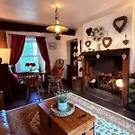 Cozy & Charming Countryside In Ullswater Сasa de vacaciones